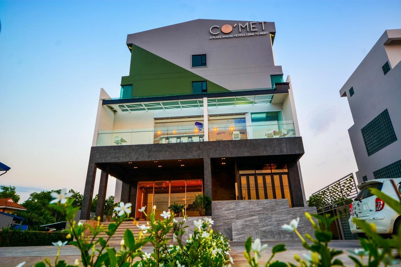 Comet Hotel Surat Thani Eksteriør bilde