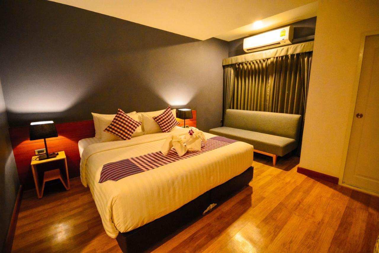 Comet Hotel Surat Thani Eksteriør bilde